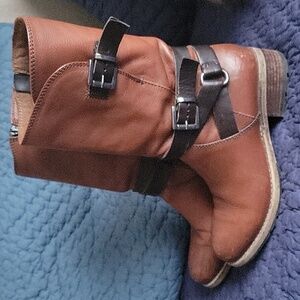 Clarks calf high boots